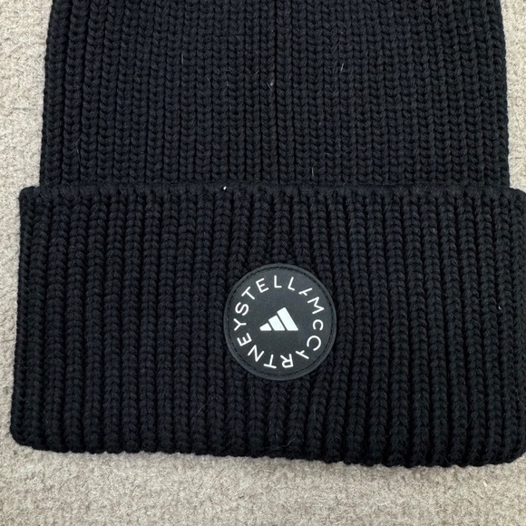 Stella McCartney Bonnet Beanie Skull Cap Women's One Size Black Adidas - Picture 2 of 5